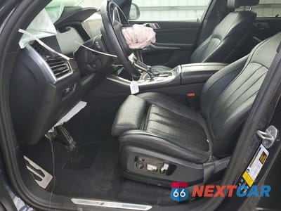 Zdjęcie 7 z 13 samochodu: 2022 BMW X5 M50I VIN:5UXJU4C0XN9J12186 - miniatura