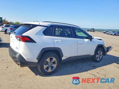 Trzecie zdjęcie samochodu z tyłu: 2024 TOYOTA RAV4 LE VIN:2T3MWRFVXRW249177 - miniatura
