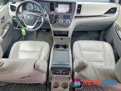 Zdjęcie 8 z 13 samochodu: 2019 TOYOTA SIENNA XLE 7-PASSENGER VIN:5TDDZ3DC9KS216040 - miniatura