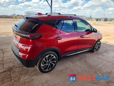 Trzecie zdjęcie samochodu z tyłu: 2022 CHEVROLET BOLT EUV PREMIER VIN:1G1FZ6S08N4131864 - miniatura