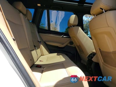 Zdjęcie 11 z 13 samochodu: 2017 BMW X3 SDRIVE28I VIN:5UXWZ7C33H0V90123 - miniatura