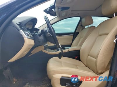 Zdjęcie 7 z 12 samochodu: 2016 BMW 528 XI VIN:WBA5A7C55GG643834 - miniatura