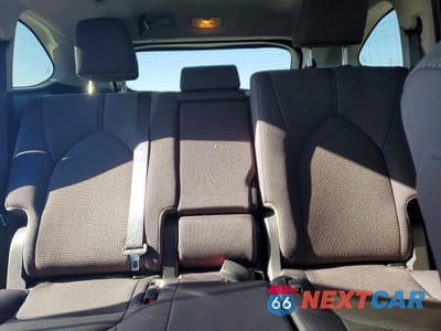 Zdjęcie 10 z 13 samochodu: 2022 TOYOTA HIGHLANDER LE VIN:5TDBZRBH6NS575911 - miniatura