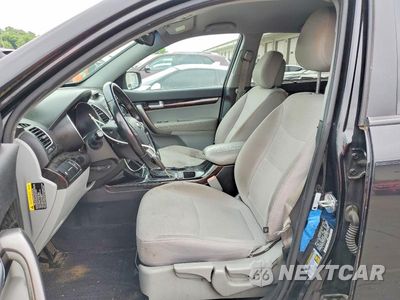 Zdjęcie 7 z 13 samochodu: 2014 KIA SORENTO LX VIN:5XYKT4A68EG491459 - miniatura