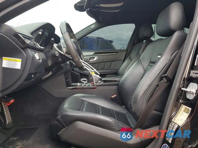 Zdjęcie 7 z 12 samochodu: 2012 MERCEDES-BENZ E 63 AMG VIN:WDDHF7EB2CA597368 - miniatura