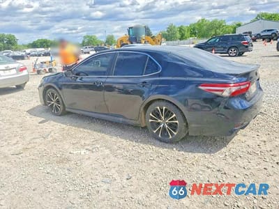 Drugie zdjęcie samochodu z przodu: 2018 TOYOTA CAMRY L VIN:4T1B11HK9JU522505 - miniatura