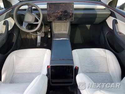 Zdjęcie 8 z 12 samochodu: 2026 TESLA MODEL Y VIN:7SAYGDEE0TA406456 - miniatura