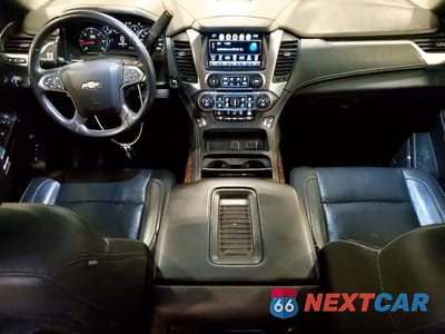 Zdjęcie 8 z 13 samochodu: 2016 CHEVROLET SUBURBAN K1500 LTZ VIN:1GNSKJKC8GR130427 - miniatura