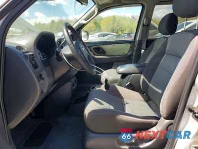 Zdjęcie 7 z 13 samochodu: 2003 FORD ESCAPE XLT VIN:1FMYU03143KE22028 - miniatura