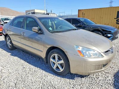 Czwarte zdjęcie samochodu z boku: 2004 HONDA ACCORD LX VIN:1HGCM56324A072819 - miniatura
