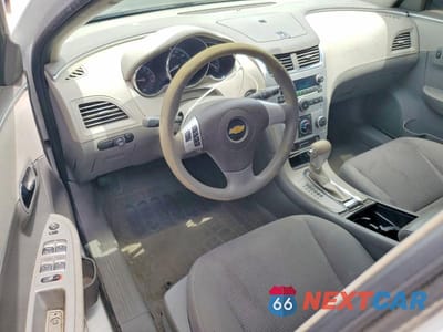 Zdjęcie 8 z 13 samochodu: 2010 CHEVROLET MALIBU LS VIN:1G1ZA5EK2A4140811 - miniatura