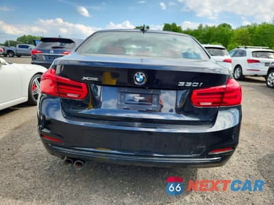 Zdjęcie 6 z 12 samochodu: 2018 BMW 330 XI VIN:WBA8D9C55JEB35286 - miniatura