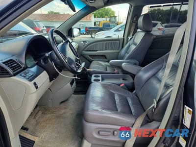Zdjęcie 7 z 13 samochodu: 2006 HONDA ODYSSEY EXL VIN:5FNRL38746B413809 - miniatura