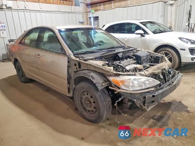 Czwarte zdjęcie samochodu z boku: 2003 TOYOTA CAMRY LE VIN:4T1BE32K73U222859 - miniatura