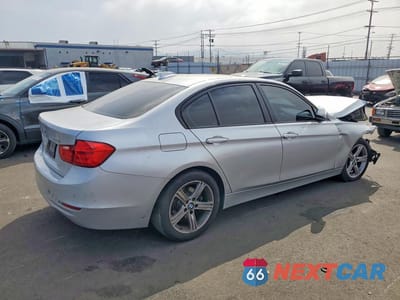 Trzecie zdjęcie samochodu z tyłu: 2015 BMW 328 I SULEV VIN:WBA3C1C58FK124206 - miniatura