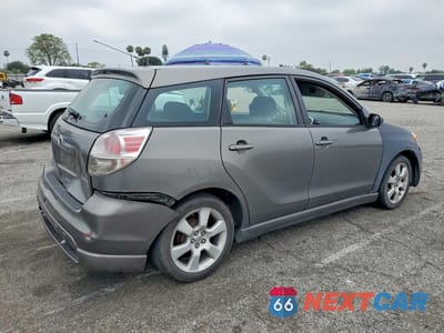 Trzecie zdjęcie samochodu z tyłu: 2006 TOYOTA COROLLA MATRIX XR VIN:2T1KR32E76C610954 - miniatura