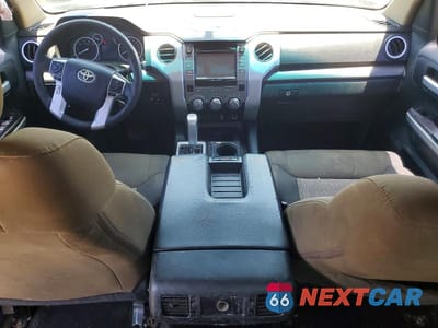 Zdjęcie 8 z 12 samochodu: 2016 TOYOTA TUNDRA CREWMAX SR5 VIN:5TFEW5F18GX192707 - miniatura