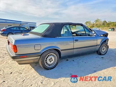 Trzecie zdjęcie samochodu z tyłu: 1991 BMW 318 I VIN:WBABA7317MEJ11315 - miniatura