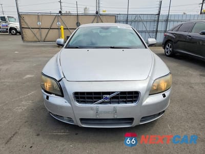 Piąte zdjęcie samochodu w środku: 2009 VOLVO C70 T5 VIN:YV1MC67219J070319 - miniatura