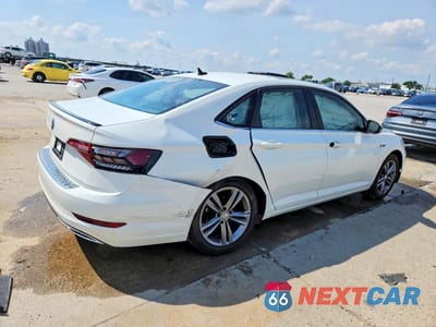Trzecie zdjęcie samochodu z tyłu: 2021 VOLKSWAGEN JETTA S VIN:3VWC57BU9MM080471 - miniatura