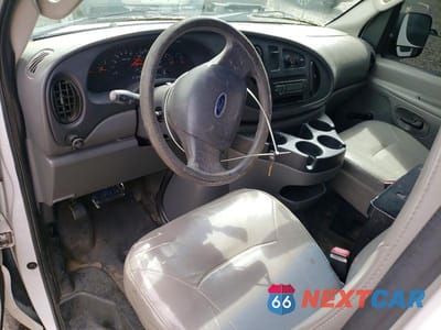 Zdjęcie 8 z 12 samochodu: 2006 FORD ECONOLINE E250 VAN VIN:1FTNE24L66DA28877 - miniatura