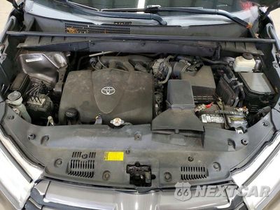 Zdjęcie 12 z 13 samochodu: 2019 TOYOTA HIGHLANDER LE VIN:5TDBZRFH1KS916654 - miniatura