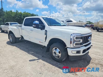 Czwarte zdjęcie samochodu z boku: 2026 FORD F350 SUPER DUTY VIN:1FT8W3DM3TED33011 - miniatura