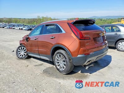 Drugie zdjęcie samochodu z przodu: 2021 CADILLAC XT4 PREMIUM LUXURY VIN:1GYFZDR45MF003793 - miniatura