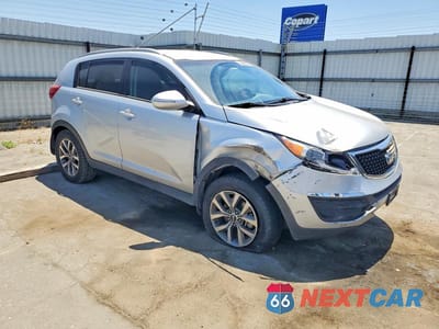Czwarte zdjęcie samochodu z boku: 2014 KIA SPORTAGE LX VIN:KNDPB3AC8E7570152 - miniatura
