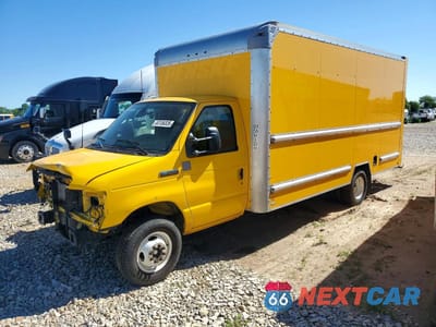 2023 FORD E350 BOX TRUCK 1FDWE3FN8PDD02960 - główne zdjęcie licytacji z USA - miniatura