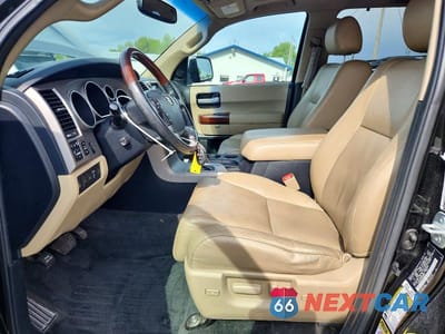 Zdjęcie 7 z 13 samochodu: 2013 TOYOTA SEQUOIA PLATINUM VIN:5TDDW5G18DS086804 - miniatura