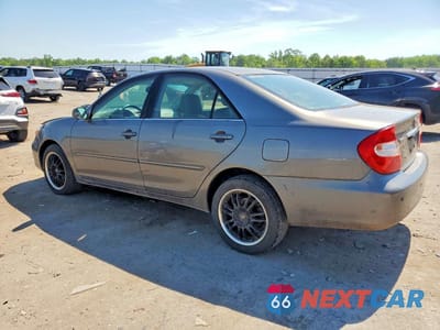 Drugie zdjęcie samochodu z przodu: 2002 TOYOTA CAMRY XLE VIN:4T1BE32K62U565015 - miniatura