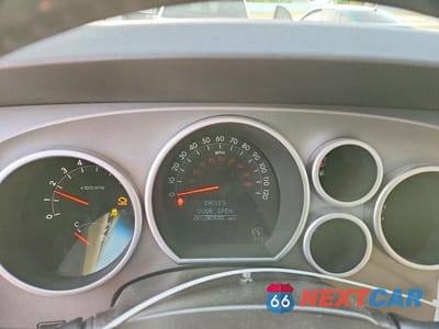 Zdjęcie 9 z 13 samochodu: 2010 TOYOTA SEQUOIA LIMITED VIN:5TDJY5G14AS034434 - miniatura