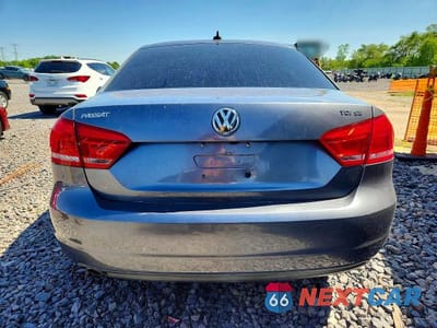 Zdjęcie 6 z 12 samochodu: 2014 VOLKSWAGEN PASSAT SE VIN:1VWBN7A32EC086684 - miniatura