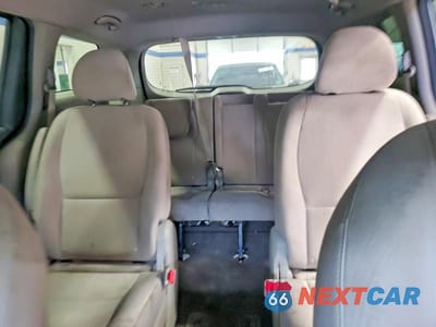 Zdjęcie 10 z 13 samochodu: 2018 KIA SEDONA LX VIN:KNDMB5C15J6349912 - miniatura