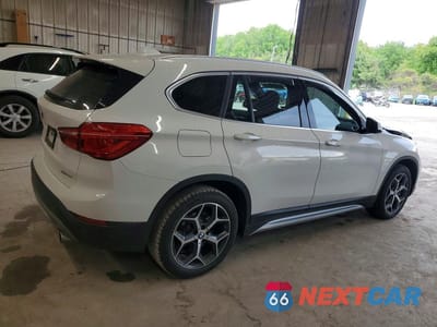 Trzecie zdjęcie samochodu z tyłu: 2019 BMW X1 XDRIVE28I VIN:WBXHT3C52K5N00365 - miniatura