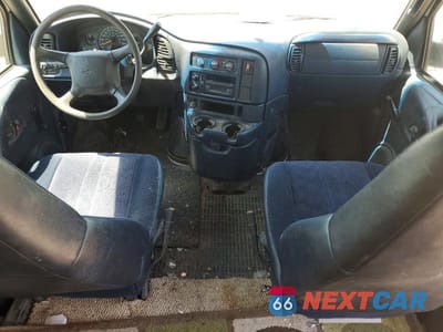 Zdjęcie 8 z 12 samochodu: 2000 CHEV ASTRO VIN:1GCDM19W0YB185749 - miniatura