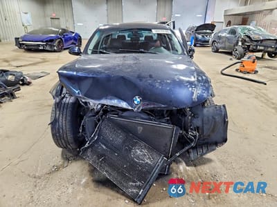 Piąte zdjęcie samochodu w środku: 2006 BMW 325 XI VIN:WBAVD13596KV12650 - miniatura