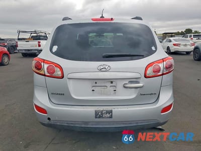 Zdjęcie 6 z 13 samochodu: 2010 HYUNDAI SANTA FE GLS VIN:5NMSG3AB4AH347046 - miniatura
