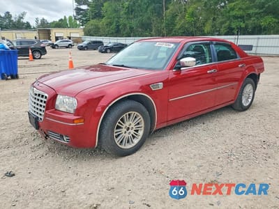 2010 CHRYSLER 300 TOURING 2C3CA5CV0AH325702 - główne zdjęcie licytacji z USA - miniatura