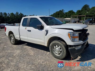 Czwarte zdjęcie samochodu z boku: 2022 FORD F150 SUPER CAB VIN:1FTFX1E57NKD10366 - miniatura