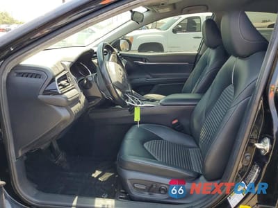 Zdjęcie 7 z 12 samochodu: 2019 TOYOTA CAMRY SE VIN:4T1B11HK4KU261589 - miniatura