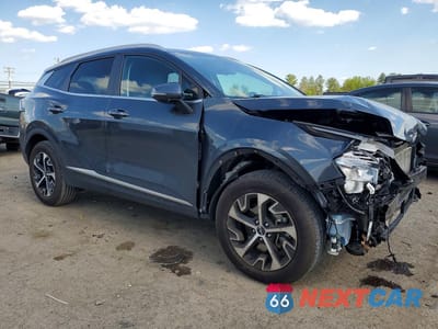 Czwarte zdjęcie samochodu z boku: 2023 KIA SPORTAGE EX VIN:5XYK3CAF5PG072823 - miniatura