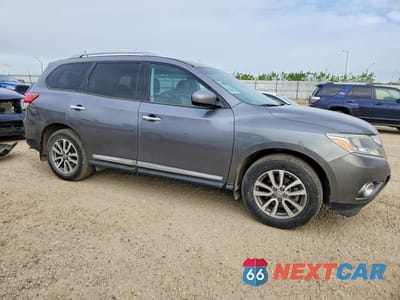 Czwarte zdjęcie samochodu z boku: 2016 NISSAN PATHFINDER S VIN:5N1AR2MM2GC668311 - miniatura