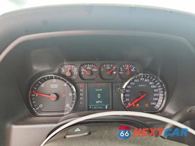 Zdjęcie 9 z 13 samochodu: 2018 CHEVROLET SILVERADO K1500 VIN:3GCUKNEC7JG543855 - miniatura