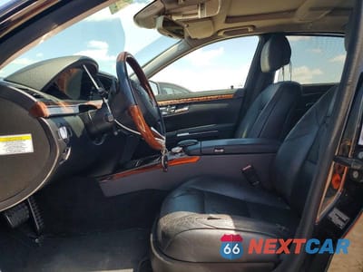 Zdjęcie 7 z 13 samochodu: 2012 MERCEDES-BENZ S 550 VIN:WDDNG7DBXCA479277 - miniatura