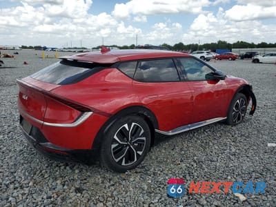 Trzecie zdjęcie samochodu z tyłu: 2023 KIA EV6 WIND VIN:KNDC34LAXP5126931 - miniatura