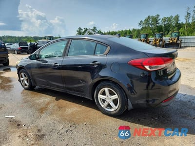 Drugie zdjęcie samochodu z przodu: 2018 KIA FORTE LX VIN:3KPFK4A77JE229212 - miniatura