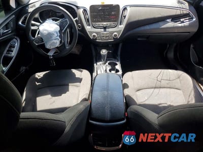 Zdjęcie 8 z 12 samochodu: 2020 CHEVROLET MALIBU LT VIN:1G1ZD5ST3LF088620 - miniatura