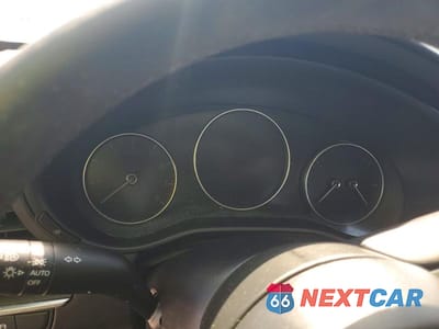Zdjęcie 9 z 12 samochodu: 2024 MAZDA 3 PREFERRED VIN:3MZBPACM6RM400600 - miniatura